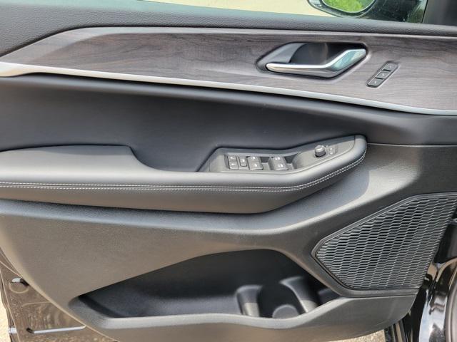 new 2025 Jeep Grand Cherokee L car, priced at $50,762