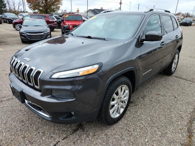 used 2015 Jeep Cherokee car, priced at $11,400