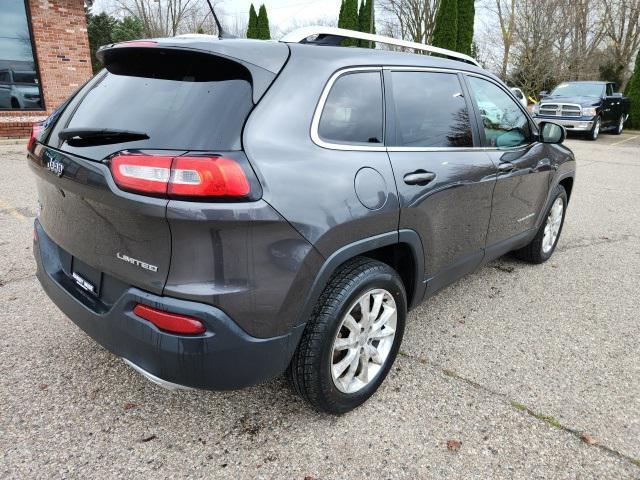 used 2015 Jeep Cherokee car, priced at $11,400