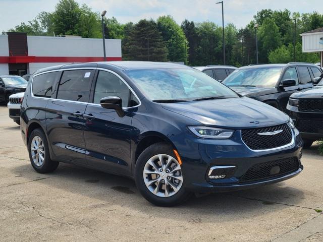 new 2025 Chrysler Pacifica car, priced at $53,460