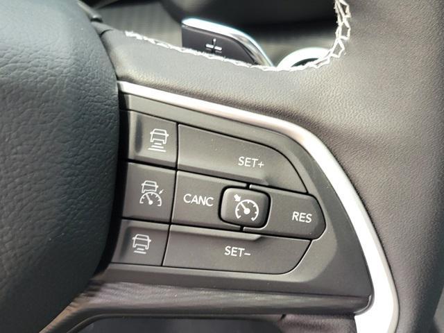 new 2025 Jeep Grand Cherokee car, priced at $44,755