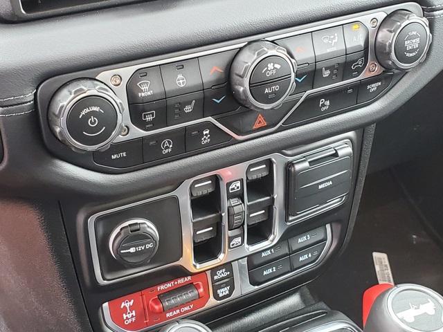 new 2025 Jeep Wrangler car, priced at $66,883