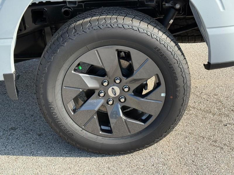 new 2025 Ford F-150 car
