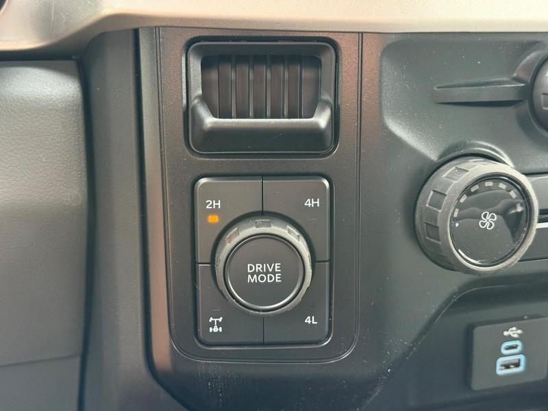 new 2025 Ford F-250 car, priced at $55,020