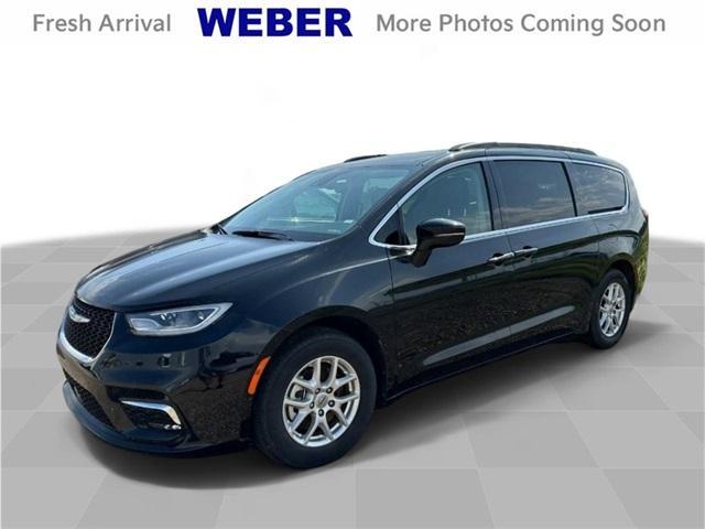 used 2022 Chrysler Pacifica car, priced at $25,244