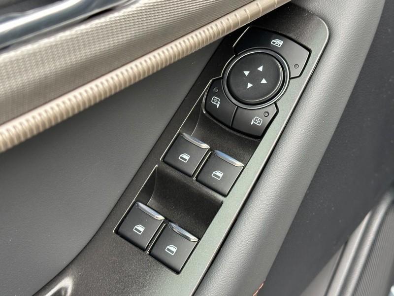 new 2026 Ford Explorer car, priced at $43,577