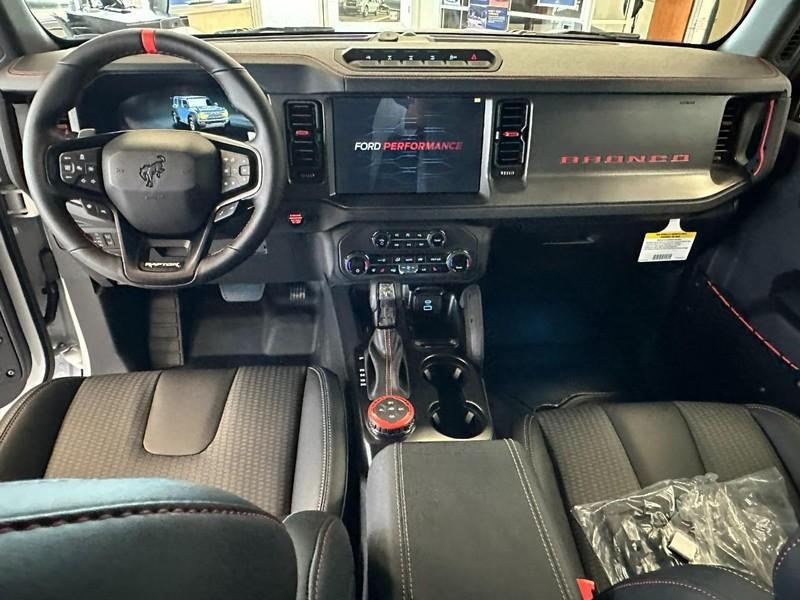 new 2025 Ford Bronco car