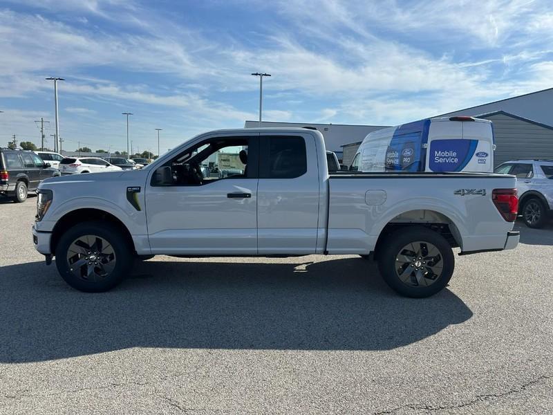 new 2025 Ford F-150 car, priced at $43,307