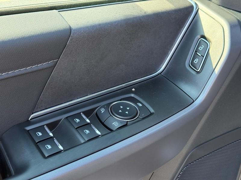 new 2025 Ford F-150 car, priced at $52,724