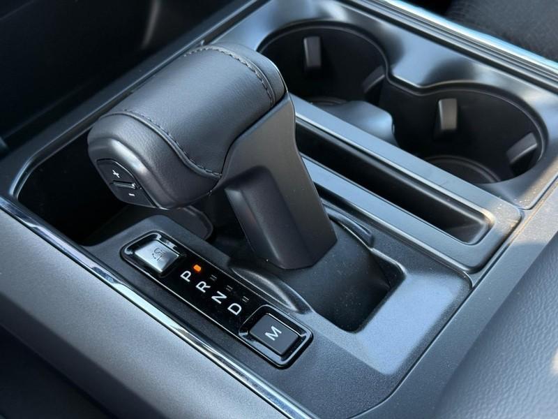new 2025 Ford F-150 car, priced at $52,724