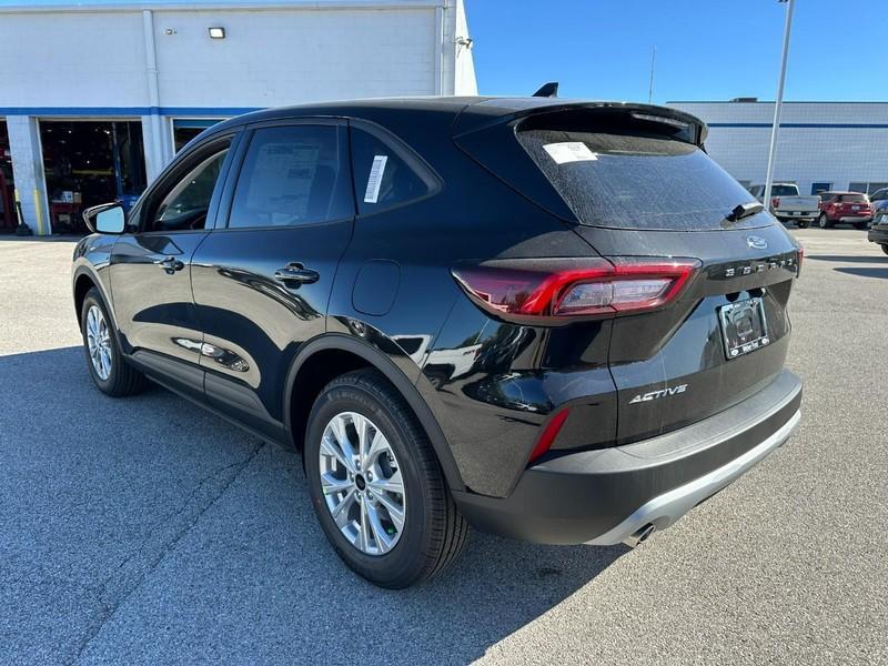 new 2025 Ford Escape car, priced at $30,545