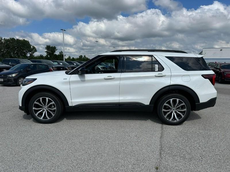 new 2025 Ford Explorer car, priced at $45,993