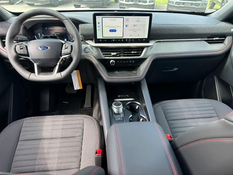 new 2025 Ford Explorer car, priced at $45,993