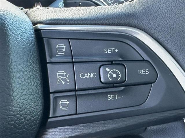 used 2024 Jeep Grand Cherokee car, priced at $34,000