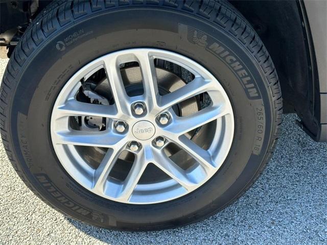 used 2024 Jeep Grand Cherokee car, priced at $34,000