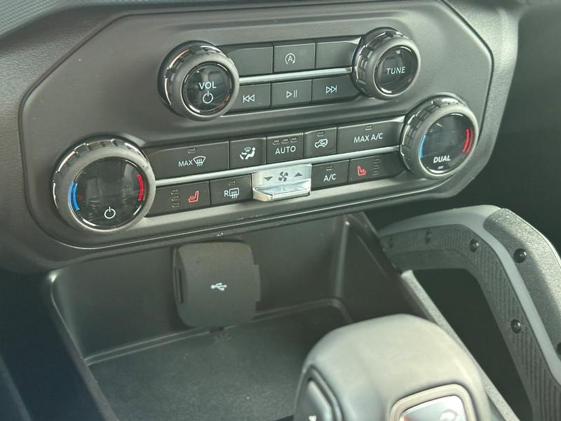 new 2024 Ford Bronco car, priced at $46,700