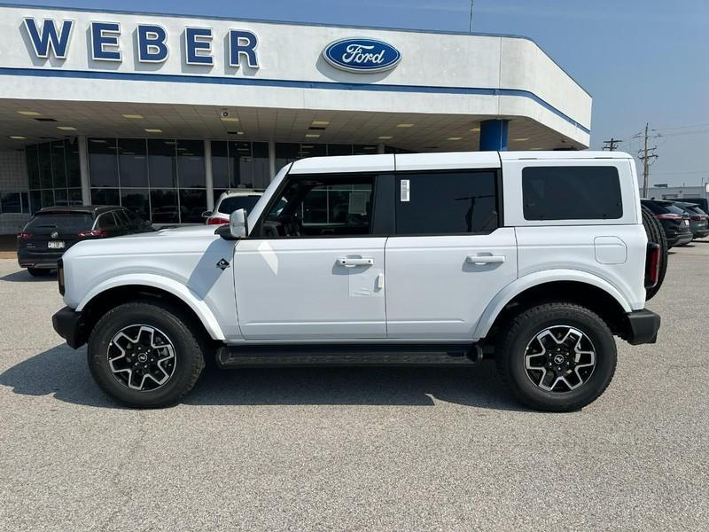 new 2025 Ford Bronco car, priced at $52,120