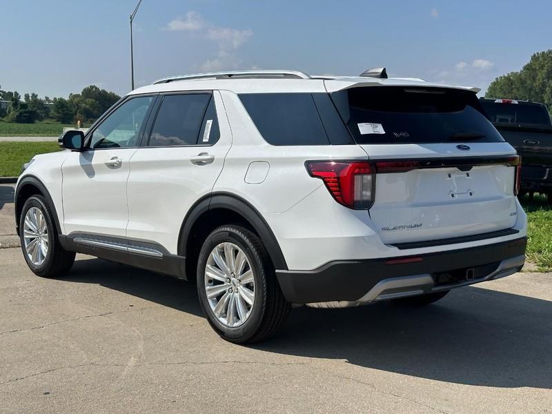 new 2025 Ford Explorer car, priced at $52,121