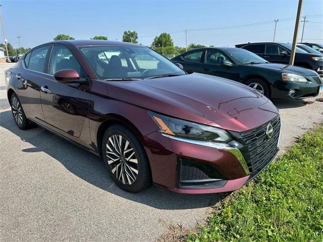 used 2023 Nissan Altima car, priced at $20,500