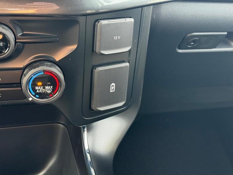 new 2025 Ford F-150 car, priced at $45,953