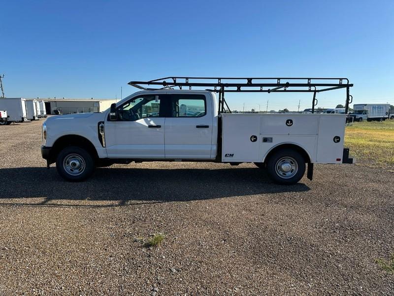 new 2025 Ford F-350 car, priced at $56,385