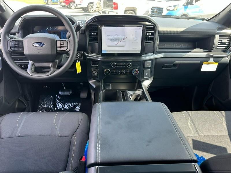 new 2025 Ford F-150 car, priced at $44,376
