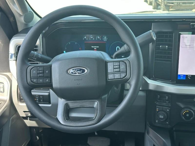 new 2024 Ford F-250 car, priced at $73,555