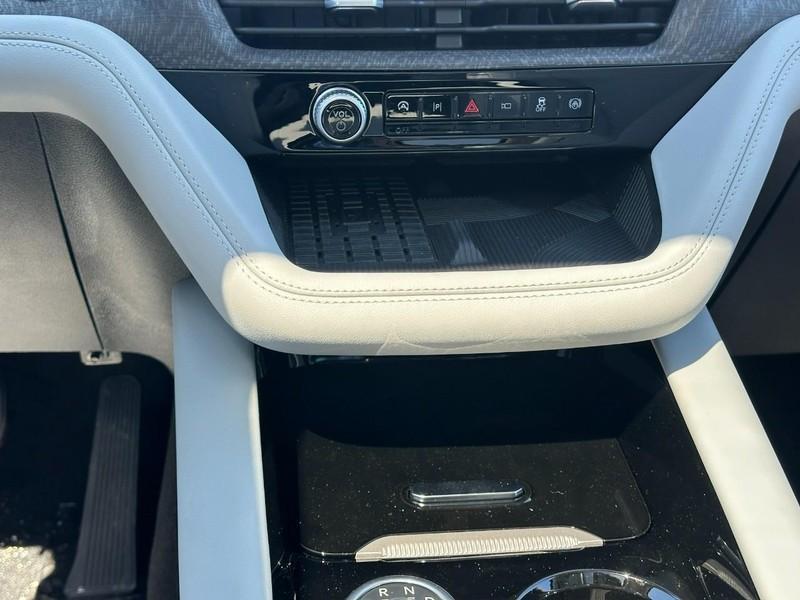 new 2025 Ford Explorer car, priced at $53,189