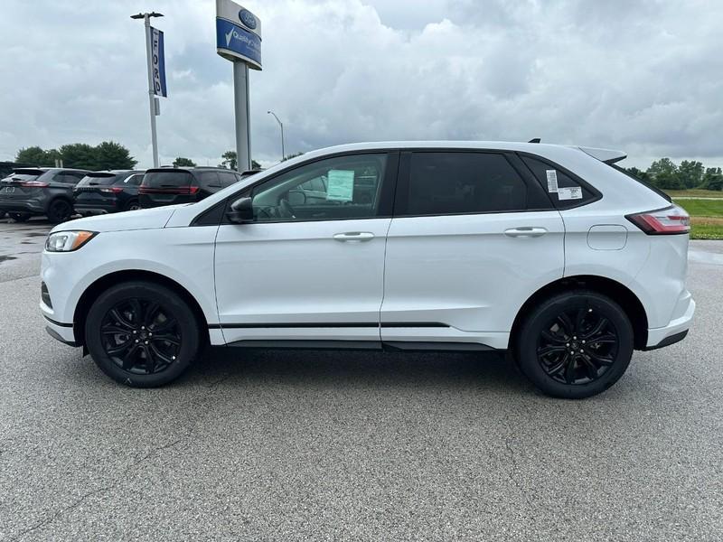 new 2024 Ford Edge car, priced at $36,905