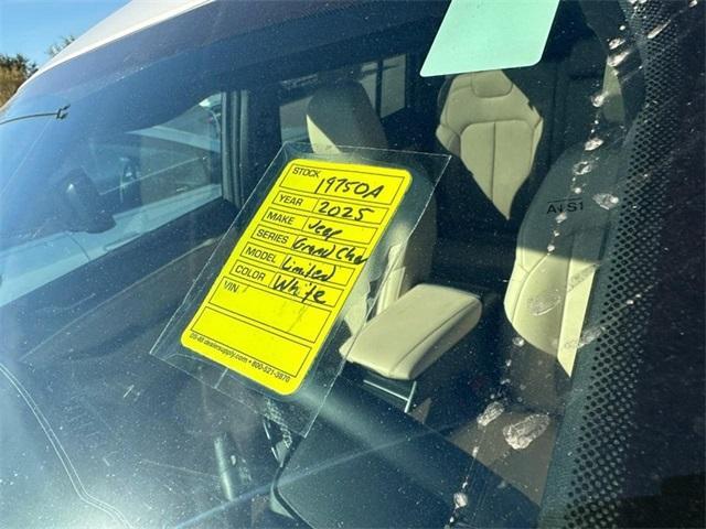 used 2025 Jeep Grand Cherokee car, priced at $40,000