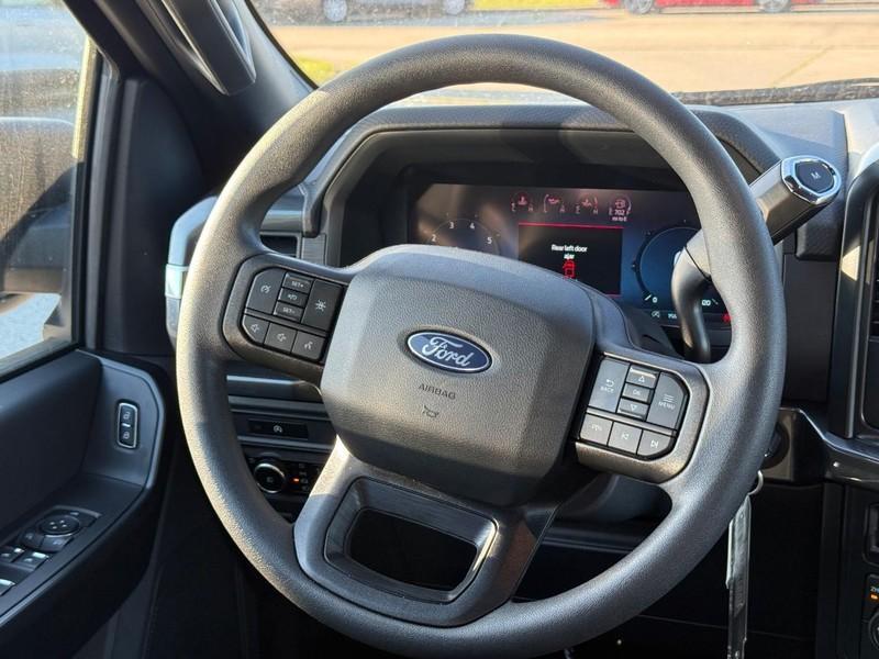 new 2025 Ford F-150 car, priced at $44,653