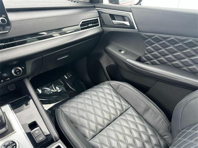 used 2023 Mitsubishi Outlander car, priced at $26,500