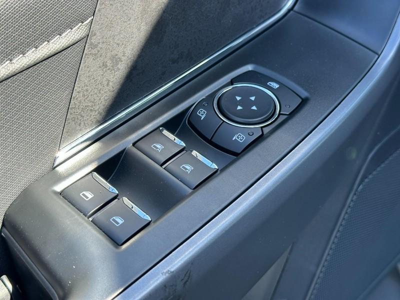 new 2025 Ford F-150 car, priced at $52,119