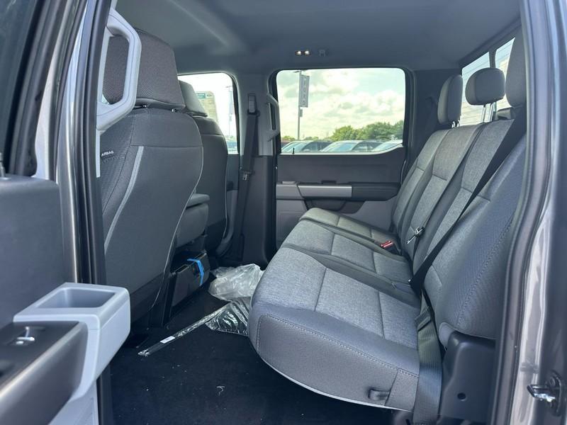 new 2025 Ford F-250 car, priced at $56,265