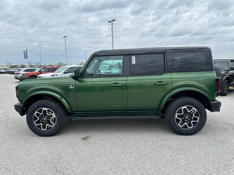 new 2024 Ford Bronco car, priced at $48,444