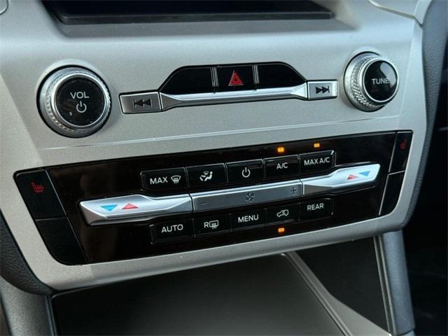 used 2022 Ford Explorer car, priced at $29,500