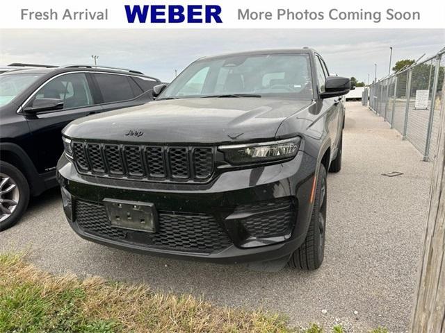used 2023 Jeep Grand Cherokee car, priced at $30,000