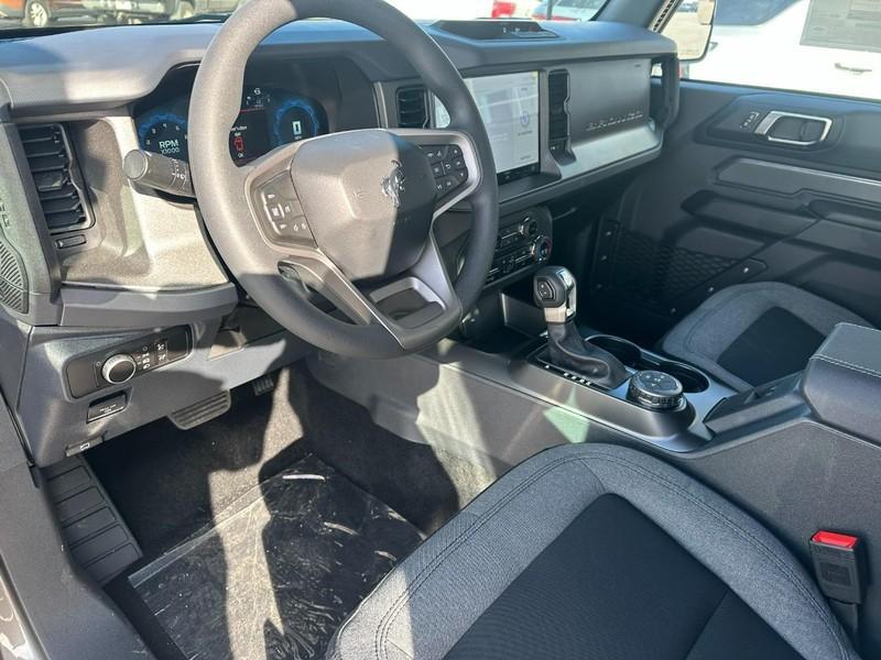 new 2025 Ford Bronco car, priced at $39,985