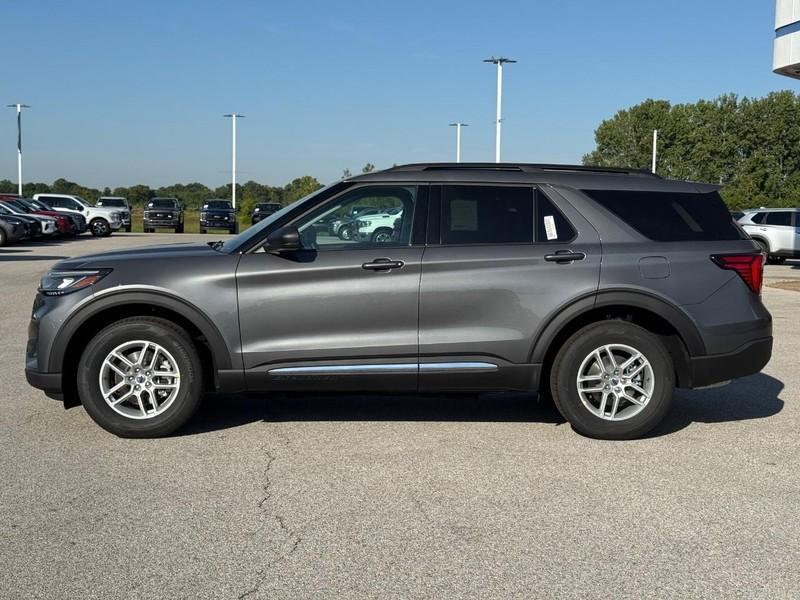new 2025 Ford Explorer car, priced at $38,568