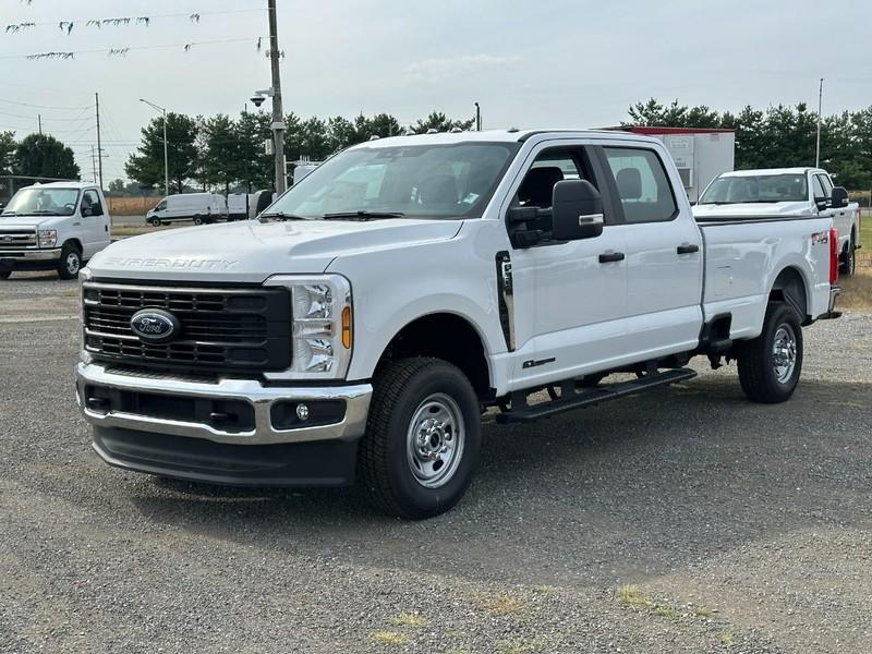 new 2025 Ford F-350 car, priced at $69,930