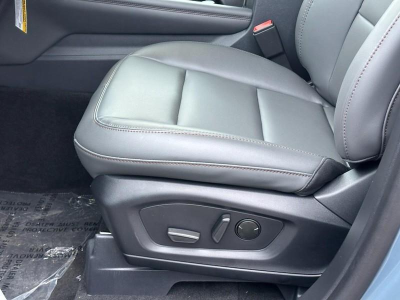 new 2025 Ford Explorer car, priced at $43,842