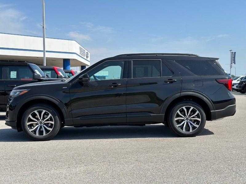 new 2025 Ford Explorer car, priced at $43,679