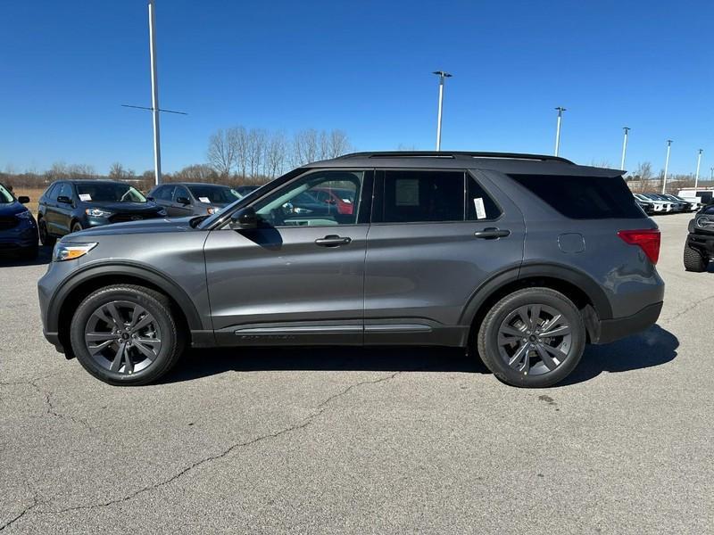 new 2024 Ford Explorer car, priced at $43,030