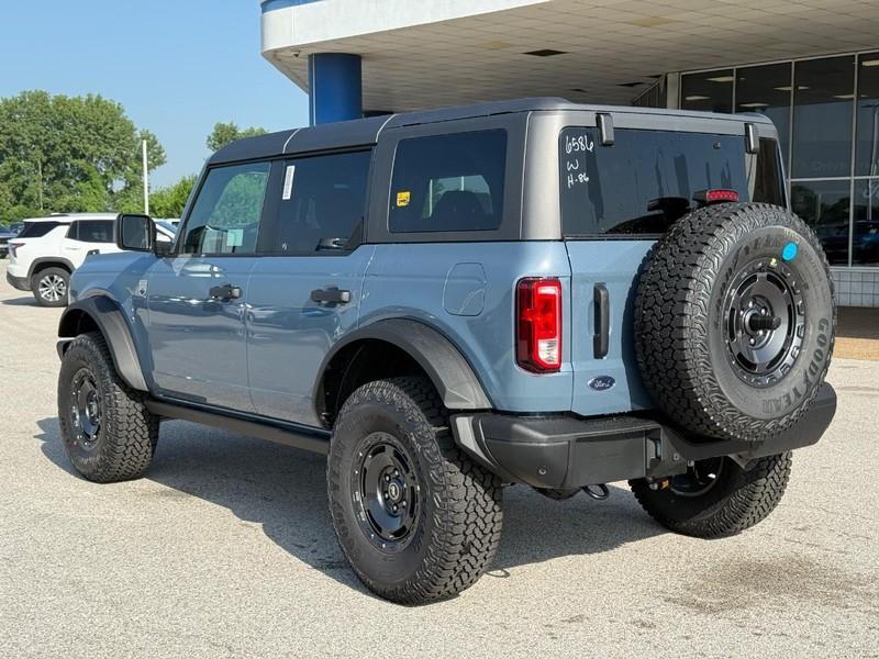 new 2025 Ford Bronco car