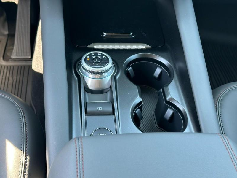 new 2025 Ford Explorer car, priced at $43,072