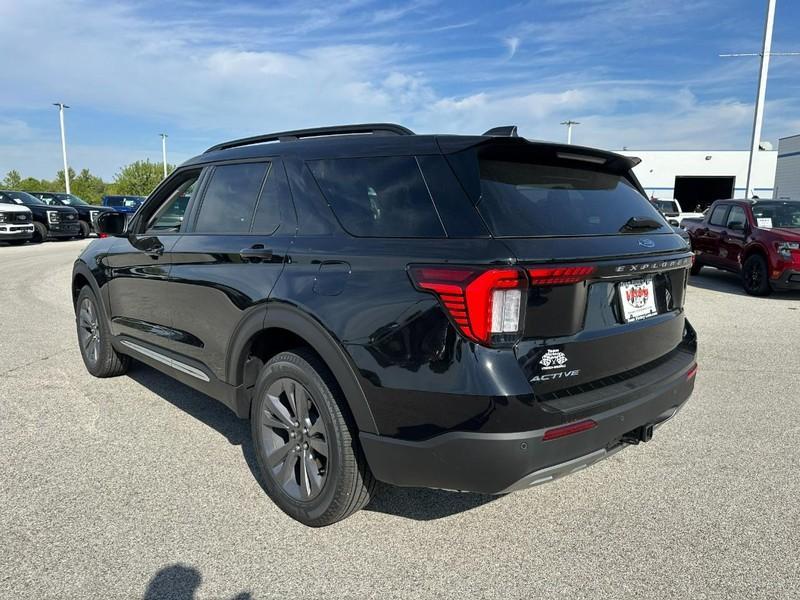 new 2025 Ford Explorer car, priced at $43,072