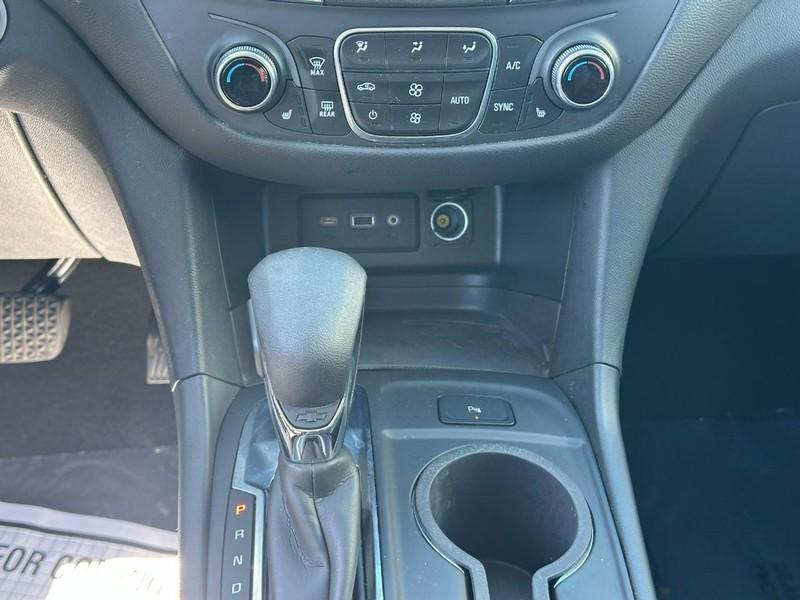 used 2024 Chevrolet Equinox car, priced at $24,000