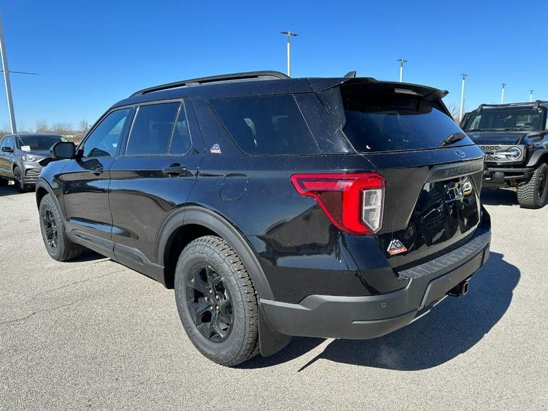 new 2024 Ford Explorer car, priced at $50,210