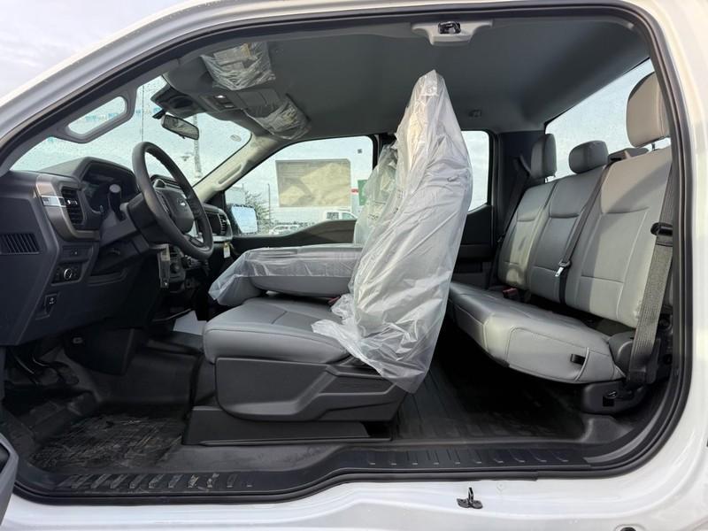 new 2025 Ford F-150 car, priced at $47,355