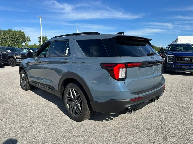 new 2025 Ford Explorer car, priced at $56,032